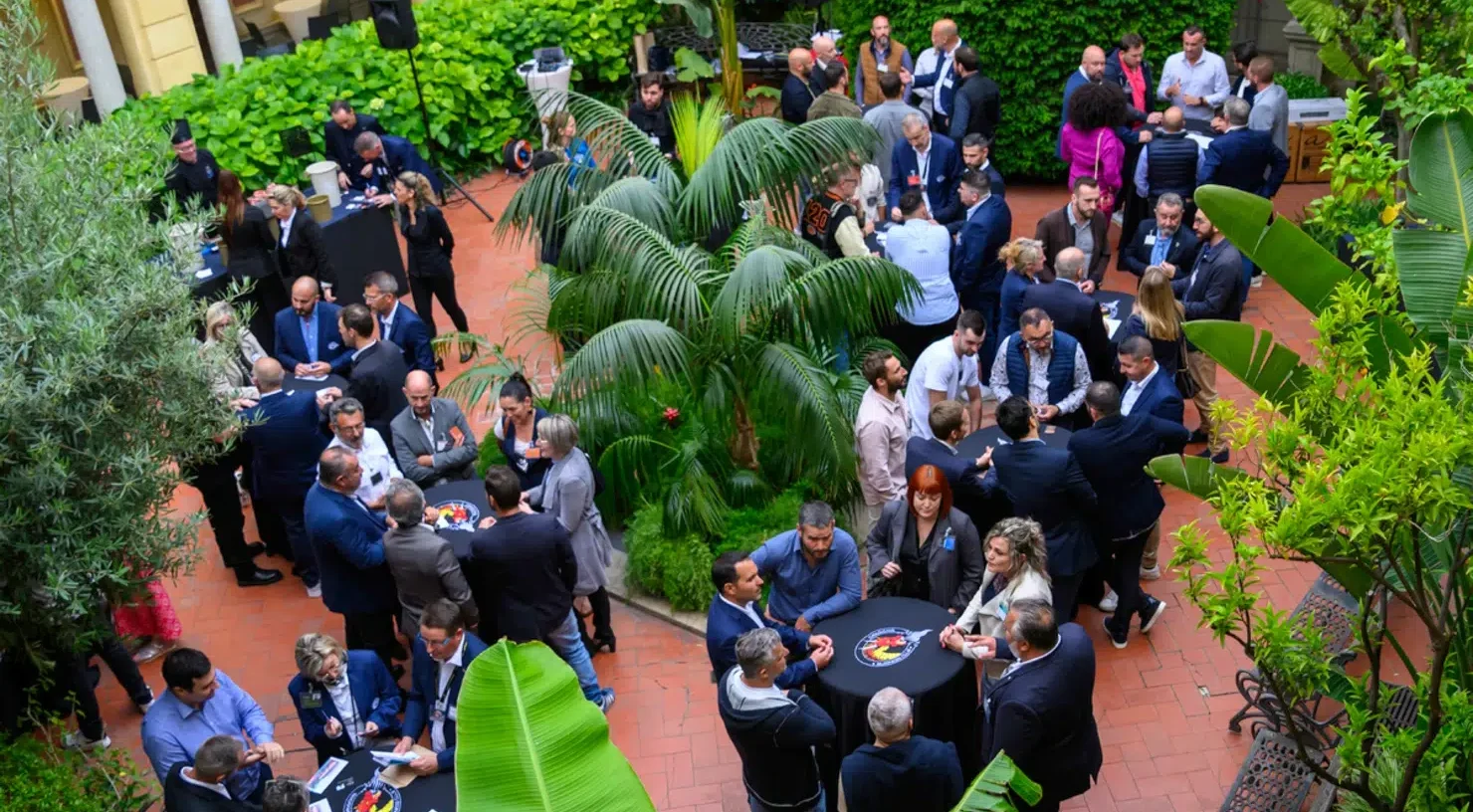 datPhoto1_6656f4206b54b_